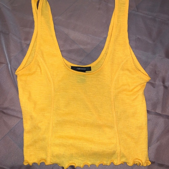 Crop top bundle - Picture 4 of 16